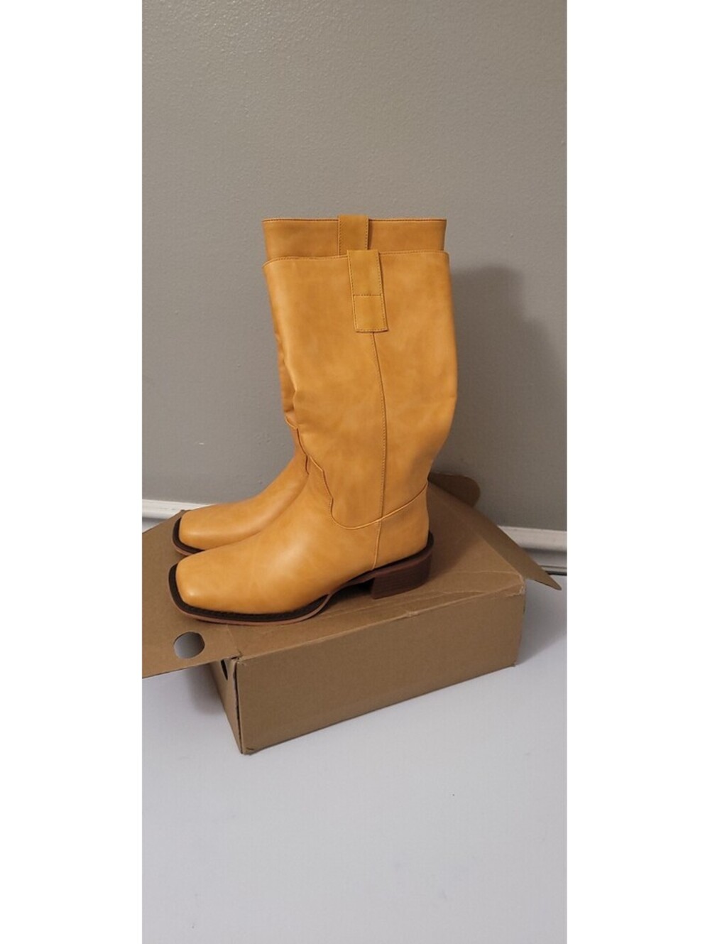 CouieCuies Women's Low Heel Yellow Mid-Calf Riding Boots Size 6.5